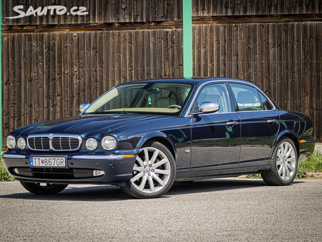 Jaguar XJ